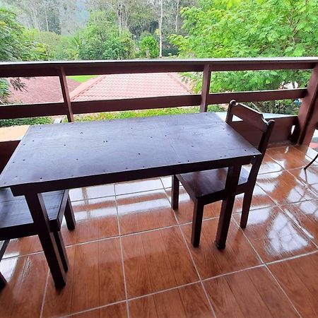 Hospedaje Amanecer Bed & Breakfast Turrialba Ruang foto