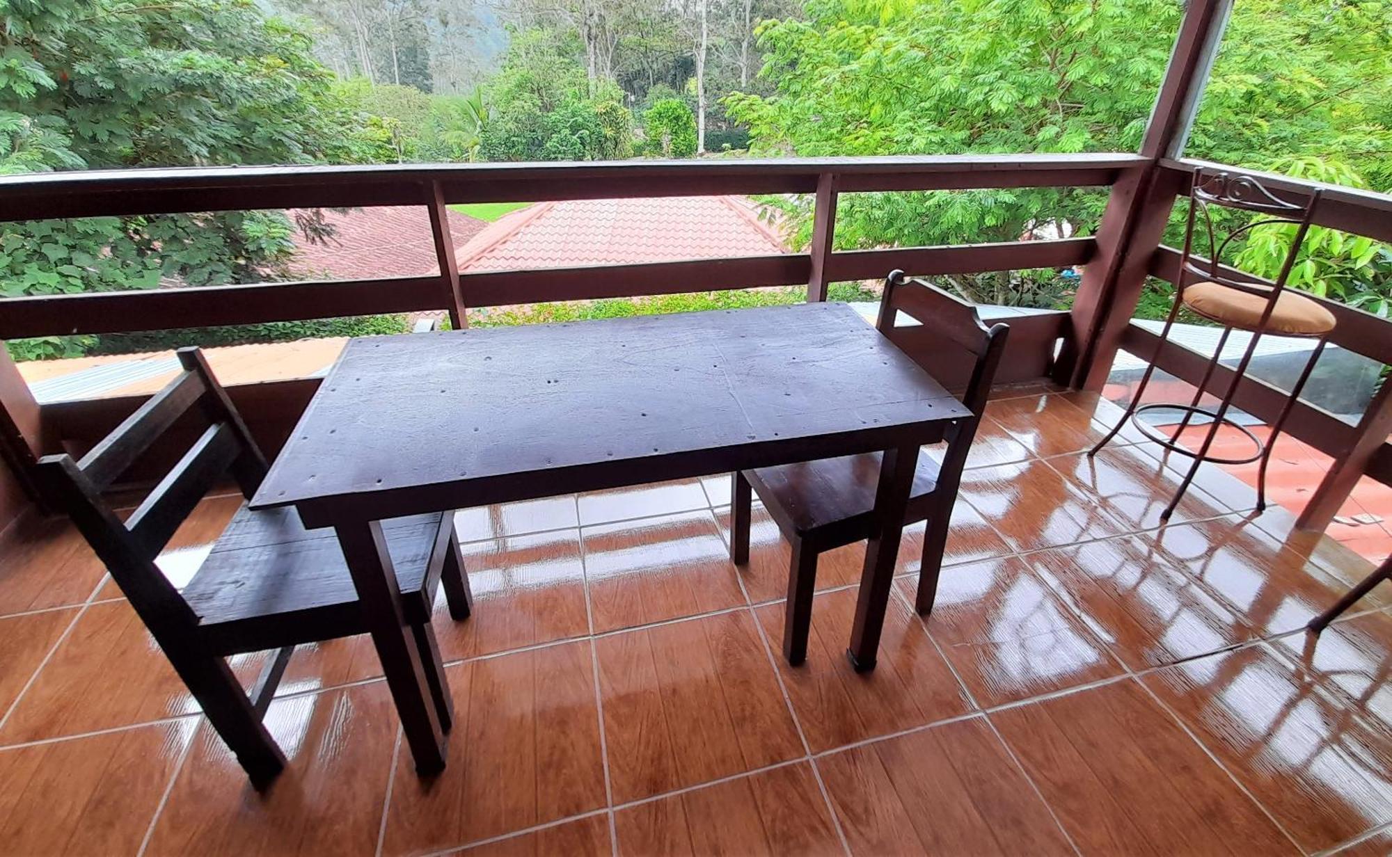 Hospedaje Amanecer Bed & Breakfast Turrialba Ruang foto